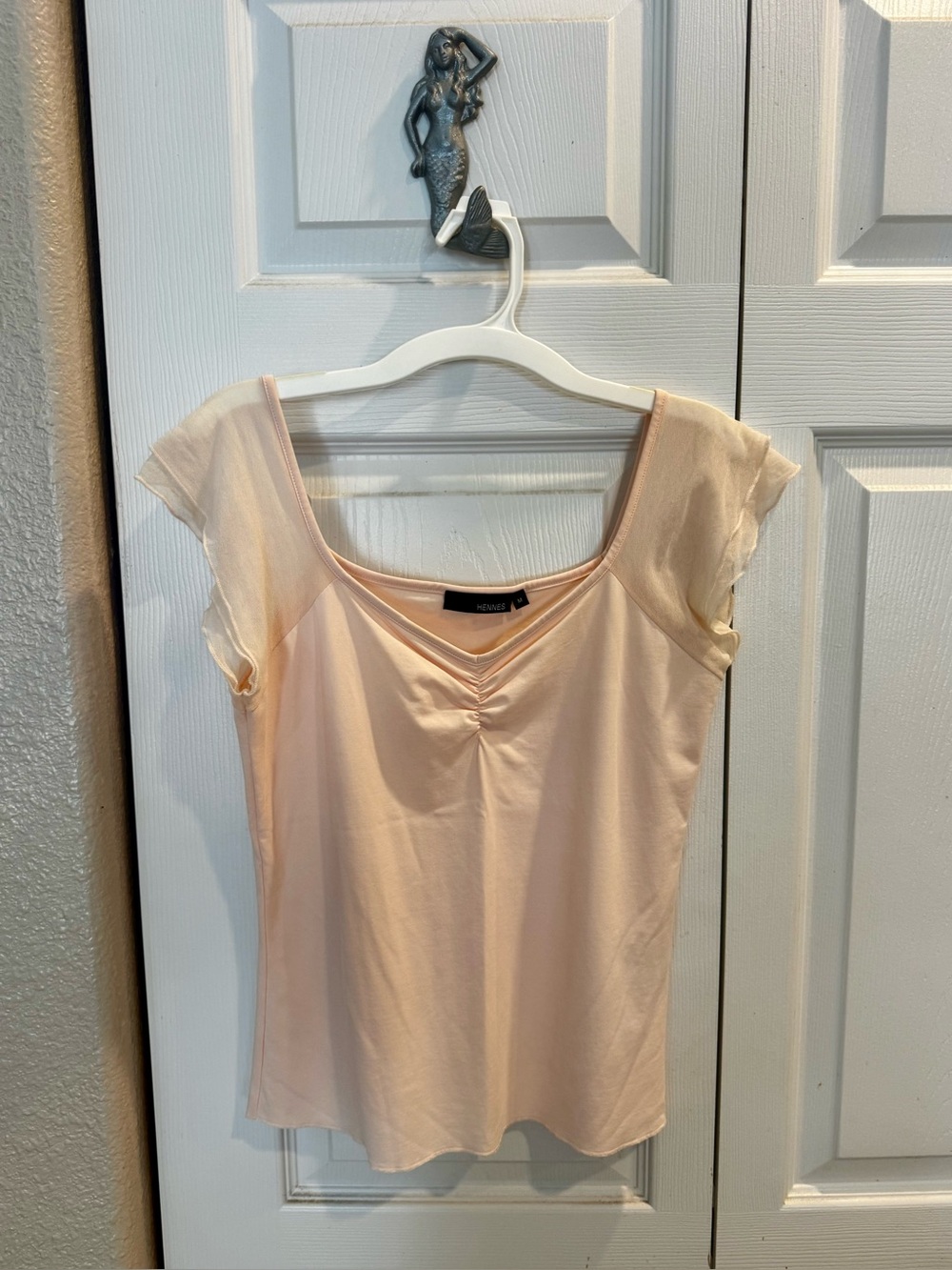 H&M Women’s Pale Pink Short Sleeve Scoop Neck Top